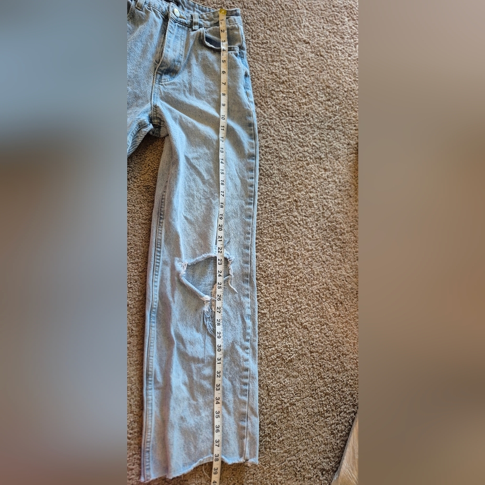 Wide Leg Ripped Jeans With Button Detail! - Picture 7 of 9